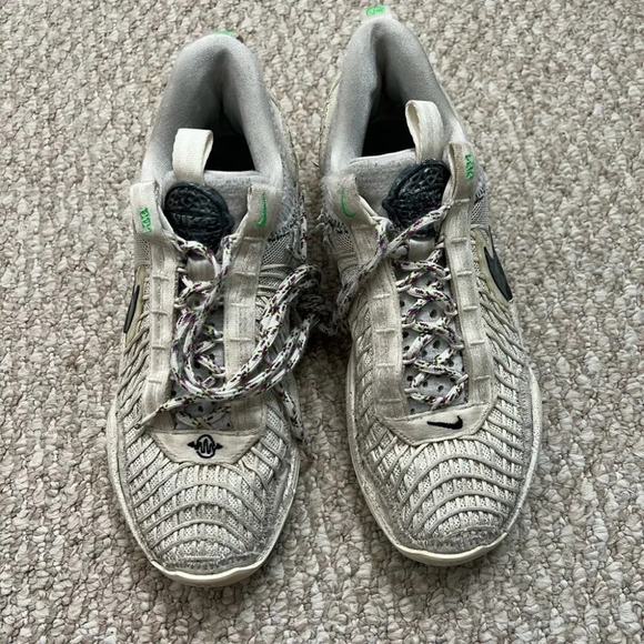 Nike Cosmic Unity DA6725-100 Men's Natural Gray Basketball Sneaker Shoes WH165 - Picture 1 of 14